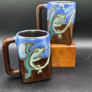 Set of 2 Mara Mexican Coffee Mugs Handmade Stoneware Lizard Gecko